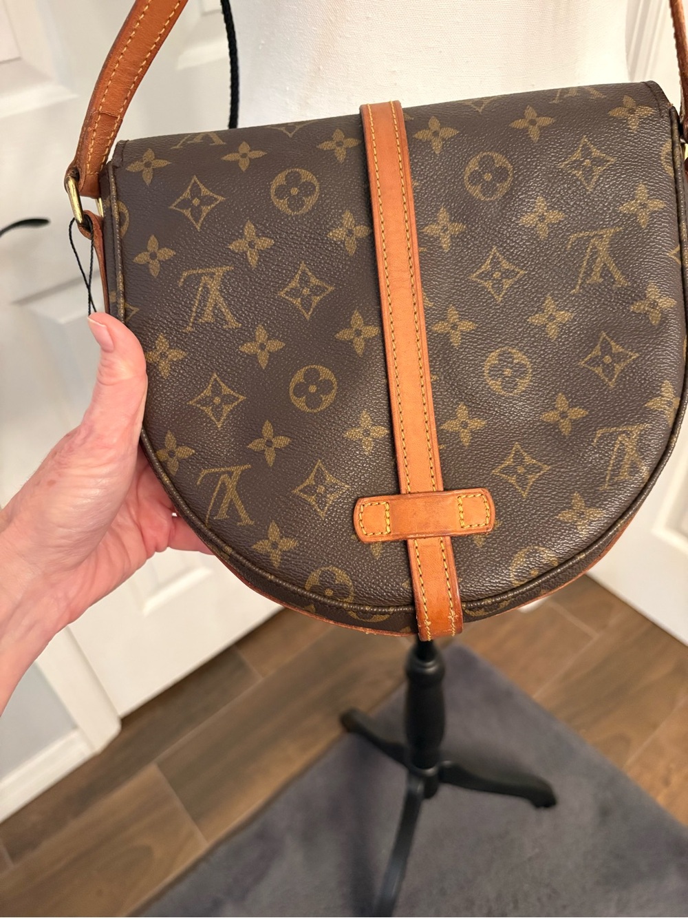 Louis Vuitton Monogram vintage Half-Moon Crossbody Bag in Brown and Tan - Picture 10 of 16
